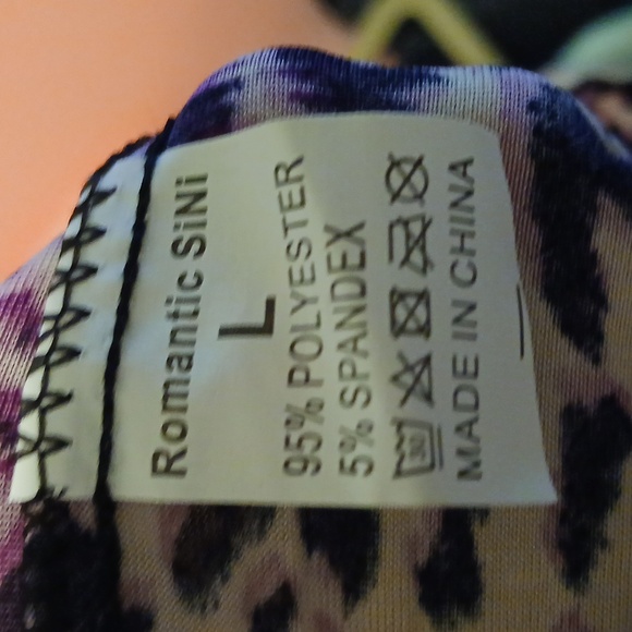 Purple/Black Leopard Halter top - Picture 6 of 6